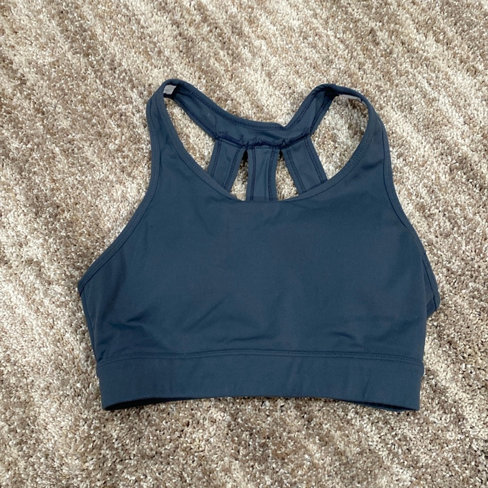Nvgtn sports bra